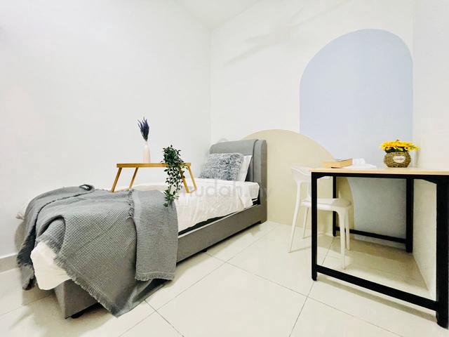 Single Room for Rent WITH ONE MONTH DEPOSIT ONLY at Bukit Jalil 1