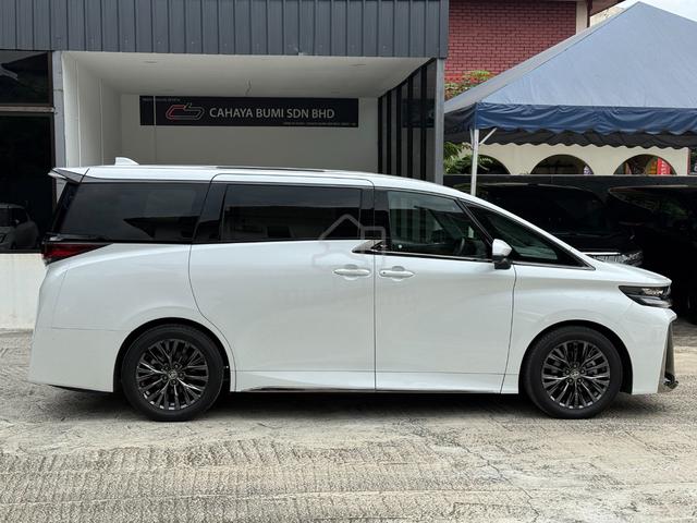 Black Leather Toyota VELLFIRE Z PREMIER Ready Sto - 3