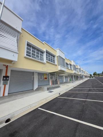 Kajang East Avenue 2,Kajang @ Brand New & Facing Main road Shop 1