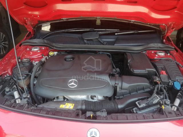 2017 Mercedes Benz GLA250 4MATIC (CBU) 2.0 (A) - 4