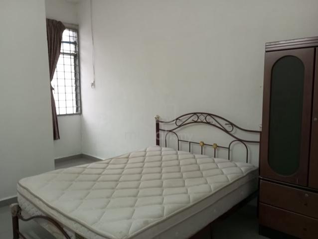 Bayan Baru Master Bedroom (Sky Vista Condo) 1