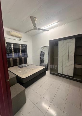 FACING PARK Single Storey Terrace House Saujana Puchong AIRCOND FRIDGE 1