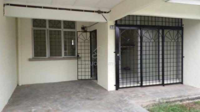 Full Loan 2 Storey Lestari Putra 7, LEP 7 ( 20X70Sf ) near Equine Park 1