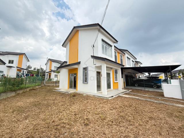 【 extra land 1,200 sqft 】2 Storey House, Jalan Aster, Bukit Beruntung 1