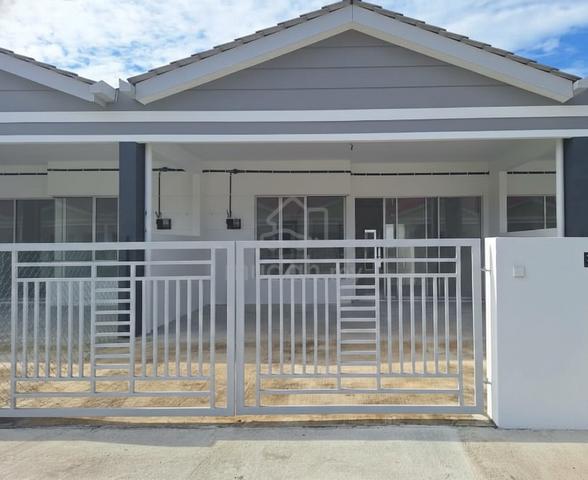 Teluk Kemang Batu 9 Shorea Hartamas Single Storey House for Rent 1