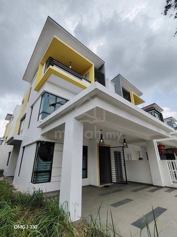 Setia Utama 1 Montana 3 Storey Semi-D House for Sale at Setia Alam 1