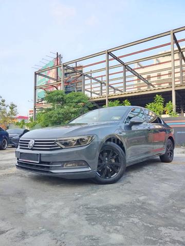 2017 Volkswagen Passat 1.8 TSI (A) CLEAR STOCK PRO - 1
