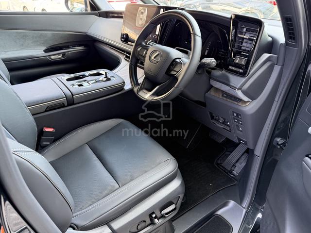 2025 Lexus LM 500H 6-seater - 6A Condition - 4