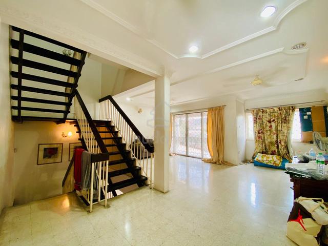 22x70 ⭐ FREEHOLD 3 Storey Taman Bukit Jobina Ampang Beverly Height 1