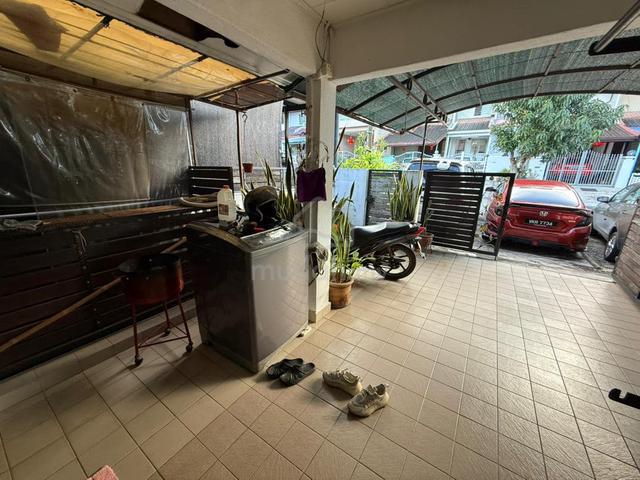 Renovated 2 Storey House in Bukit Idaman Selayang, Full Loan Available 1