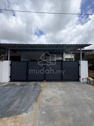 Taman Air Biru 1 Tingkat Pasir Gudang 1