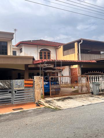 2 Storey Taman Pinggiran Golf Paroi Negeri 9 1