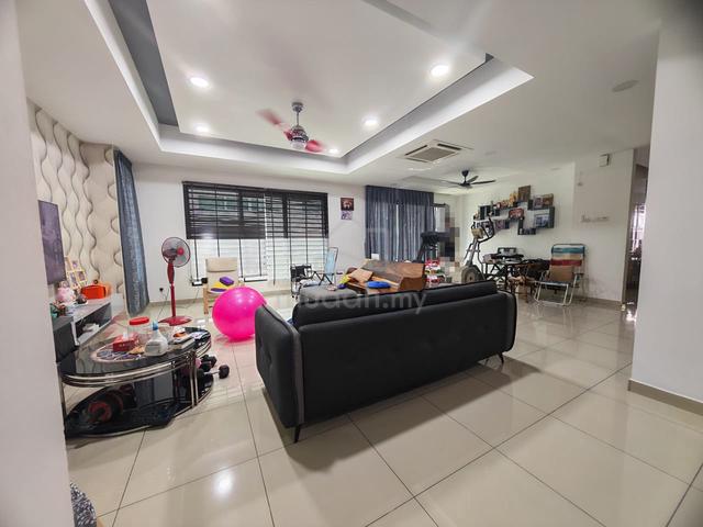 NEAR GUARD HOUSE FACING PLAYGROUND 2 Sty Semi D Bukit Banyan Eugenia 1