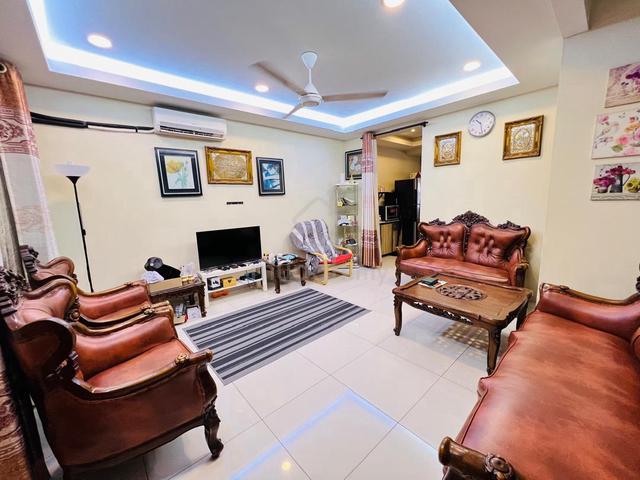 Double Storey BSP 6 [RENO! CANTIK! TERMURAH!] Bandar Saujana Putra 1