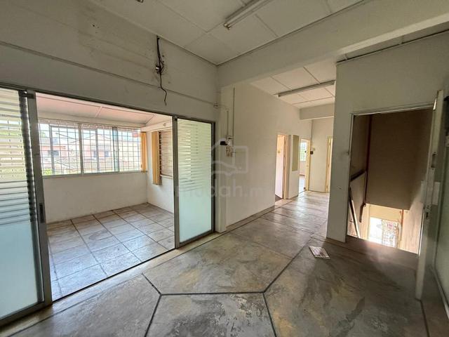 Double Storey Corner Shoplot For Rent At Subang Jaya, Selangor 1