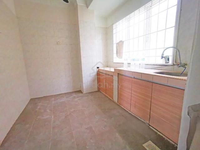 100% Loan 🏝️ Renovated 3 Storey Carton House Taman Putri Jaya, Cheras 1