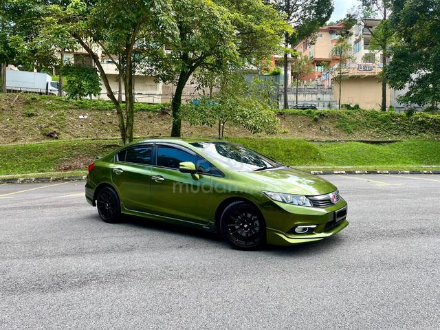 Honda CIVIC 2.0 S NAVI (A) No Processing Fees - 3