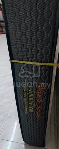 Miracle dreams mattress - photo 2 of 2