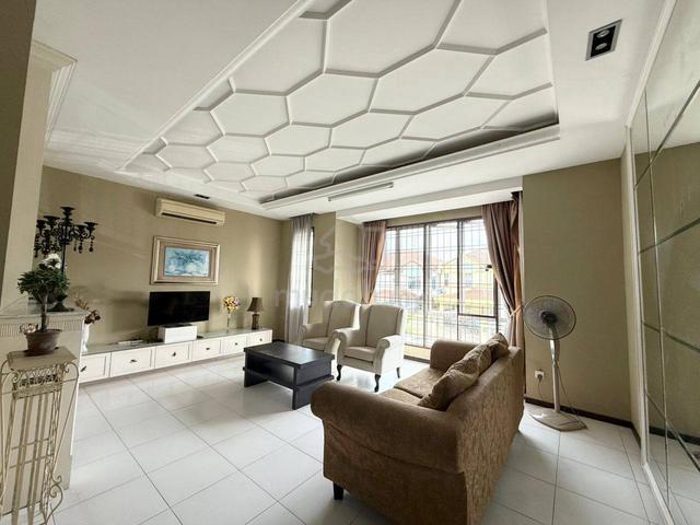 Impian Emas 2.5 Storey 24x80 Fully Furnished 1