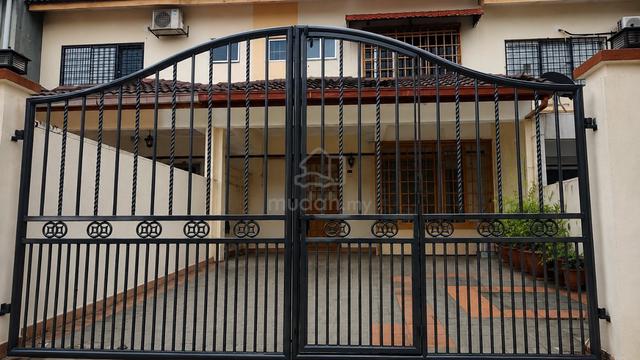 FOR SALE – Leasehold 租赁地契 - Double Storey Terrace House @ Taman Pin 1