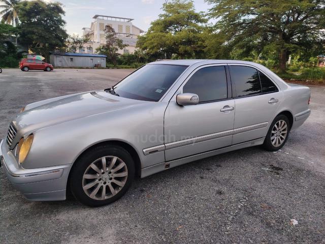 2000 Mercedes Benz E200 K ELEGANCE (CKD) 2.0 (A) - 4