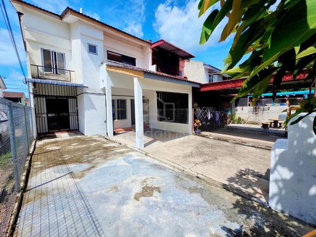 Rm70k Below Market! End Lot Double Storey, Taman Pinggiran Senawang 1