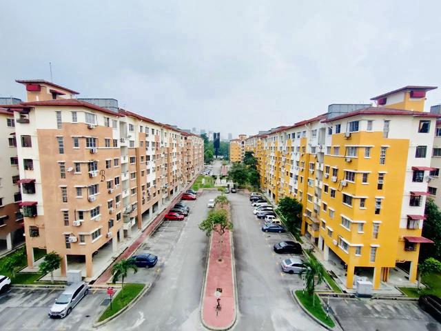 Pangsapuri Tainia 1