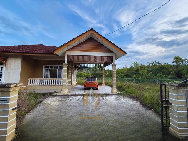 Rumah Banglo Setingkat di Kg. Undang, Kuala Terengganu, Terengganu 1