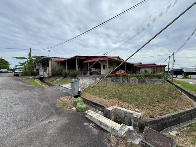 CORNER LOT MURAH BANDAR KLUANG - TAMAN MATAHARI - PERJIRANAN TENANg 1