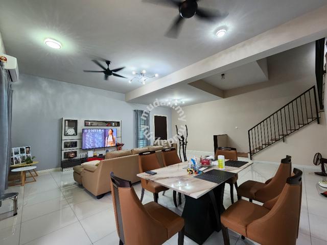 Bandar Seri Coalfields-Hermingway Sungai Buloh superlink House 1