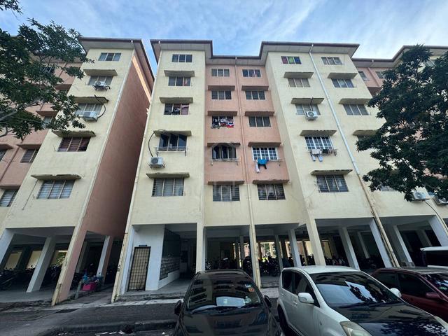Flat PKNS Seksyen 7 Shah Alam 1