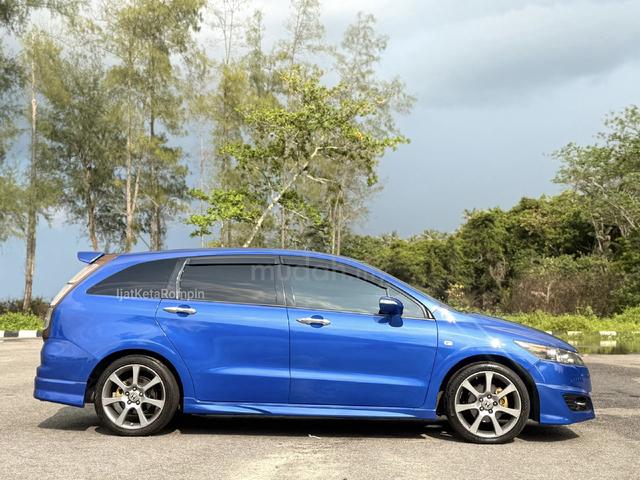 2014 Honda STREAM 1.8 i-VTEC FACELIFT (A) - 3
