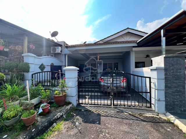 Single storey Pulai Emas for Rent low deposit 1