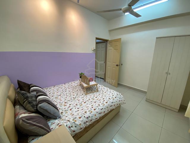 [BEST] Middle Room Pelangi Astana Damansara near Bandar utama IKEA PJ 1