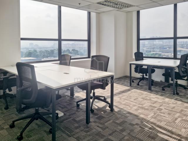 Private office space for 5 in Regus Menara Public Gold 1