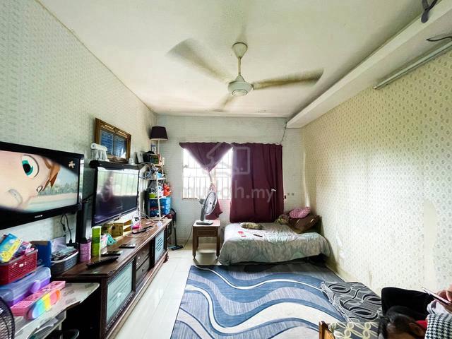 The Lumayan Apartment 1