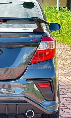 2021 Perodua BEZZA 1.3 AV (A)LOWMIL CARKING - 5
