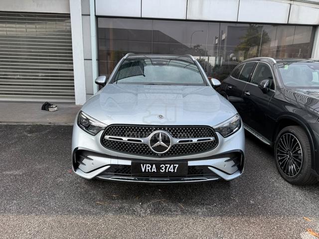 PRE-REG 2025 Merc-Benz GLC350e 4MATIC AMG - 3