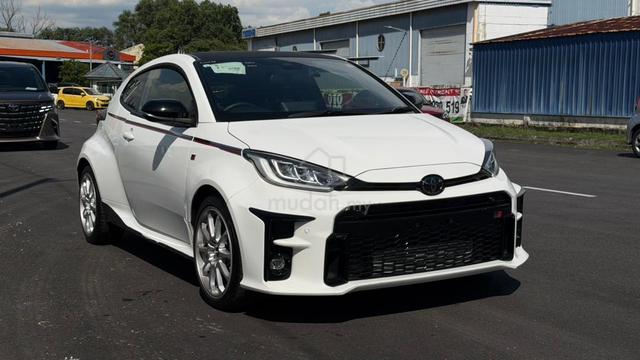 (LOW MILEAGE) Toyota GR YARIS RZ PERFORMANCE 2021 - 1