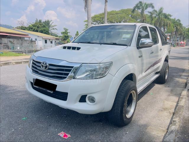 2013 Toyota HILUX 2.5 G VNT (A) - 4
