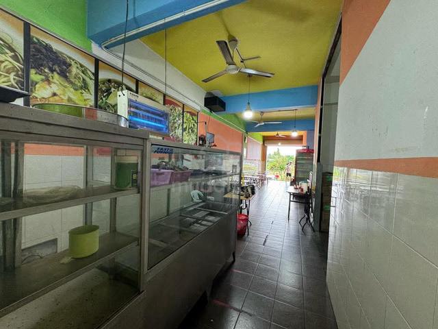 Shoplot Ground Floor Bundusan Com Centre | High Rent Yield | 780K only 1
