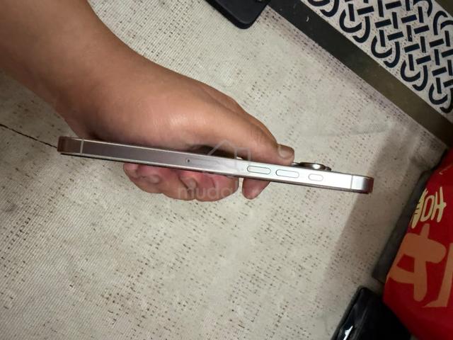 IPHONE 16 PRO MAX - URGENT to Sell - photo 4 of 6