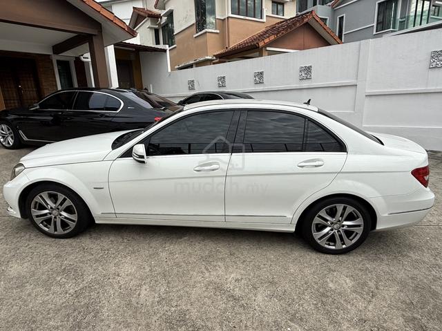 2012 Mercedes Benz C200 CGI BlueEFCY - 3
