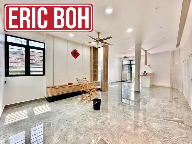 [3 STY] GELUGOR 3100sf SEMI-D FULLY RENOVATED MOVE IN CONDITION 1
