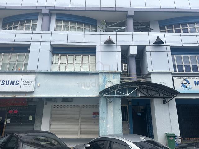 USJ 21 3 storey shop near main place 1
