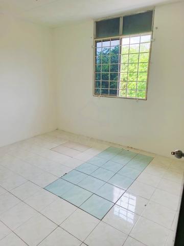 Bukit Cheras Apartment (Block 8 & 10) 2