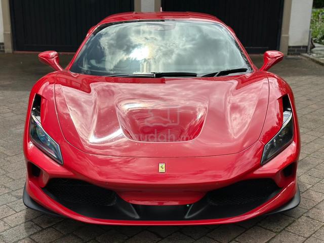 2022 Ferrari F8 TRIBUTO  3.9 (A) ROSSO CORSA - 2