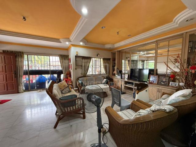 .🟥End Corner, 2 Storey House Maluri Kepong🟥3457sqft, More Parking 1