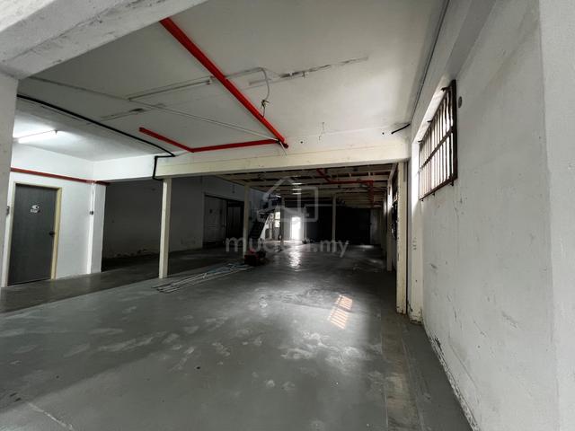 Near Autocity Highway Factory/Warehouse 1