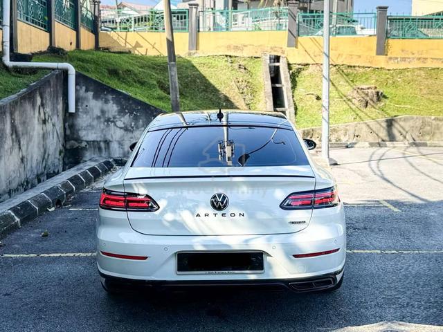 2023 Volkswagen ARTEON 2.0 R-LINE 4MOTION FSvc 40k - 4